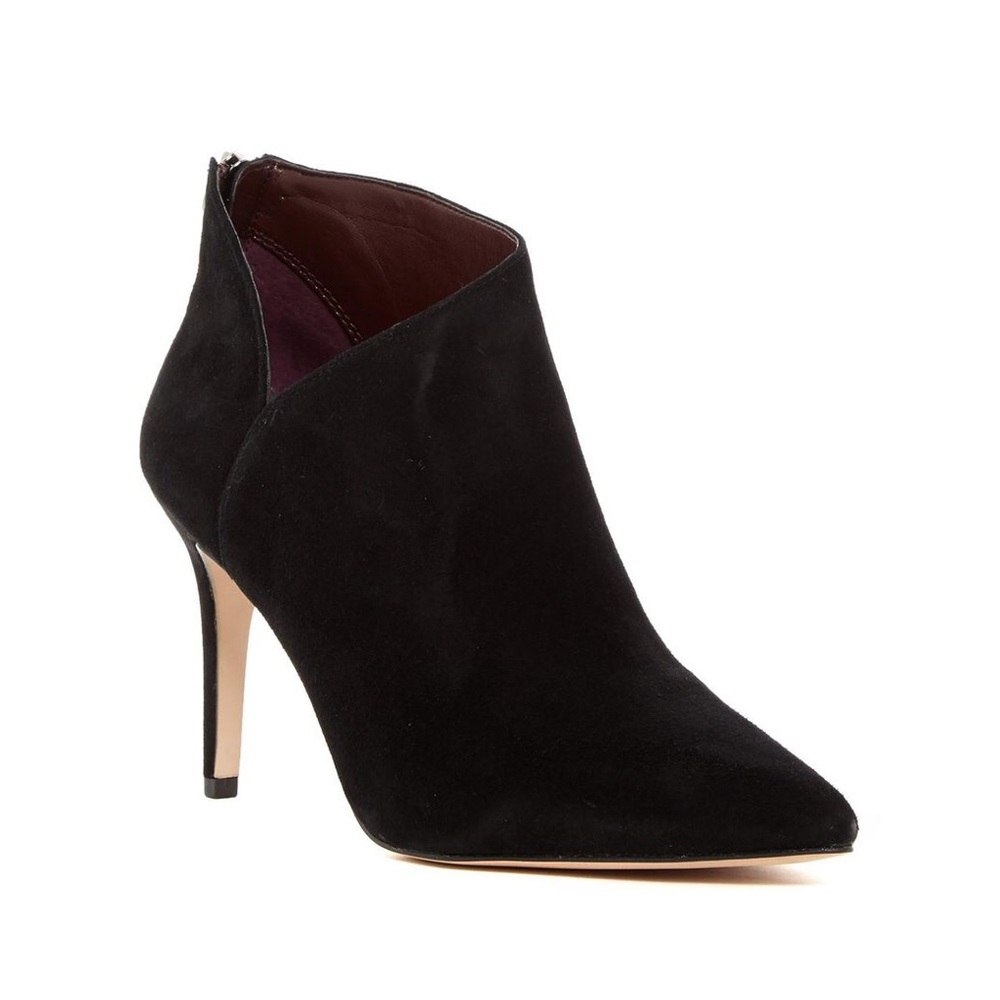 Enzo Angiolini
Women's Black Ruthely Suede Bootie